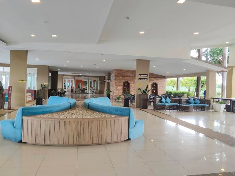 Royal Phala Cliff Beach Resort & Spa : Lobby