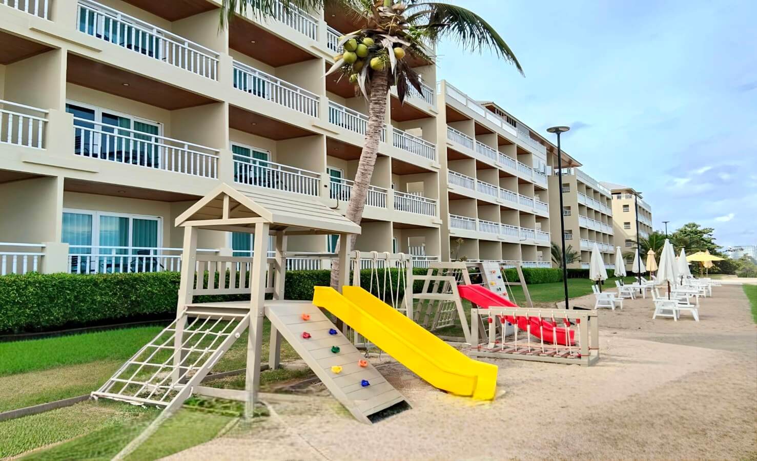 Royal Phala Cliff Beach Resort & Spa